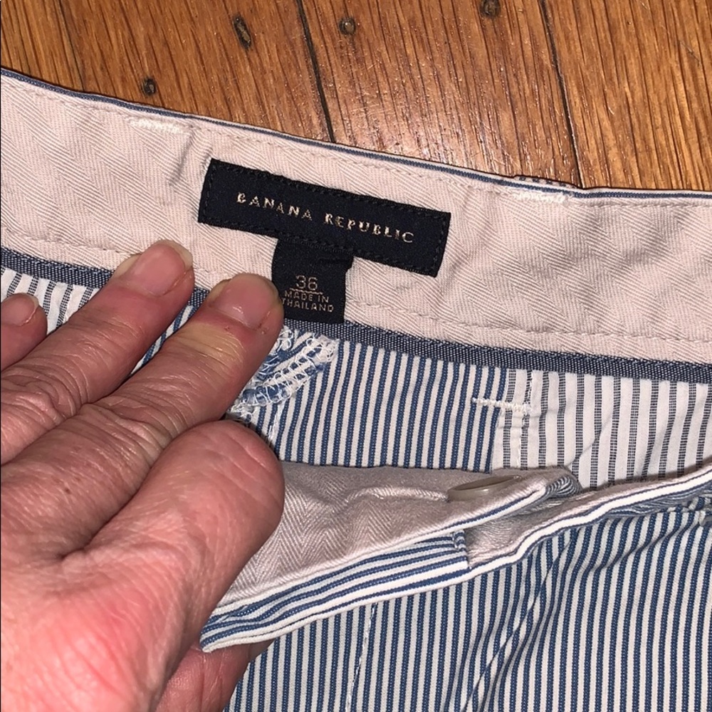 Banana Republic Shorts Size 36 Pinstripes Blue - Picture 2 of 8